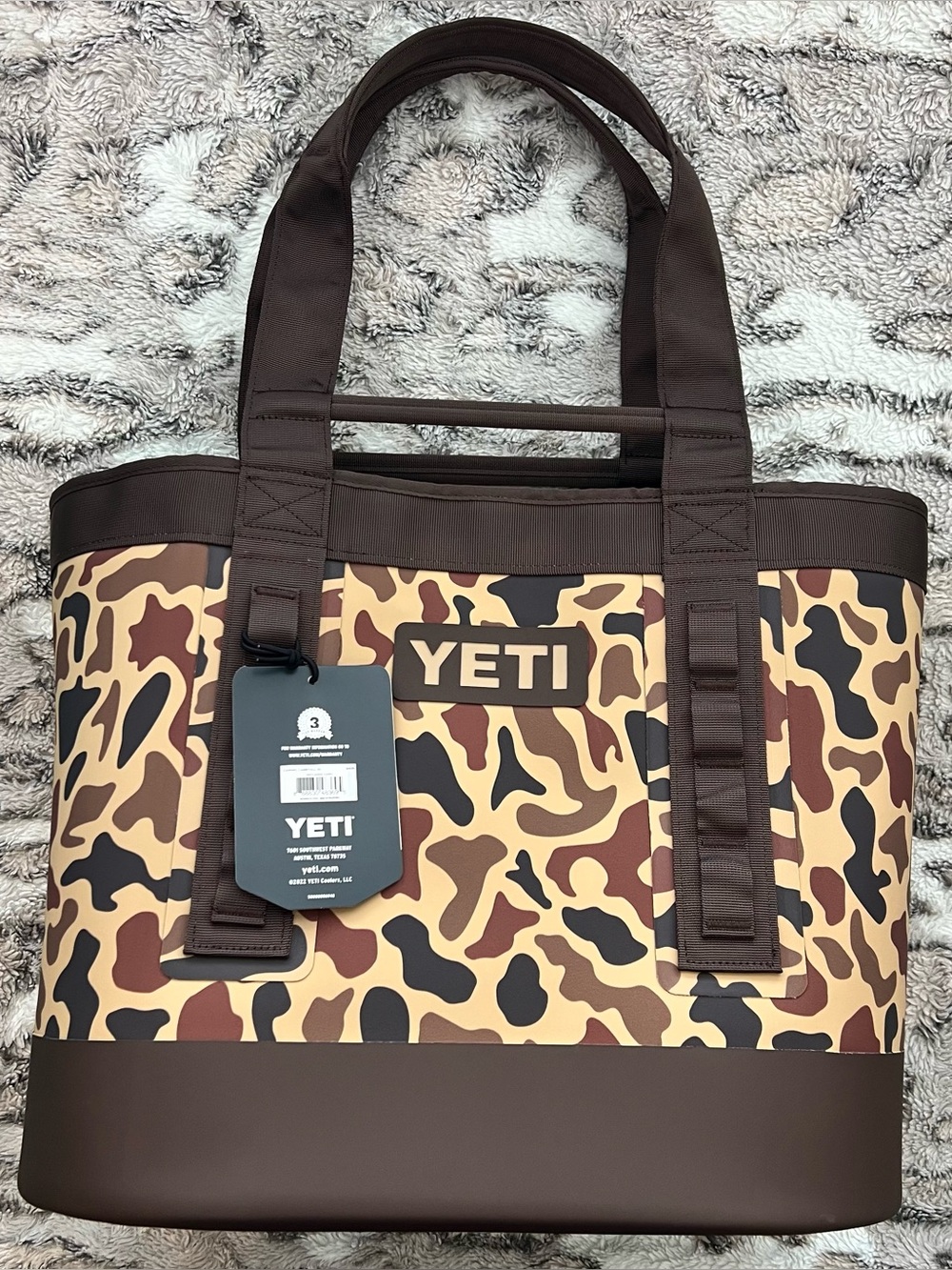 YETI Camino 35 Carryall Tote Bag (Wetlands Camo)